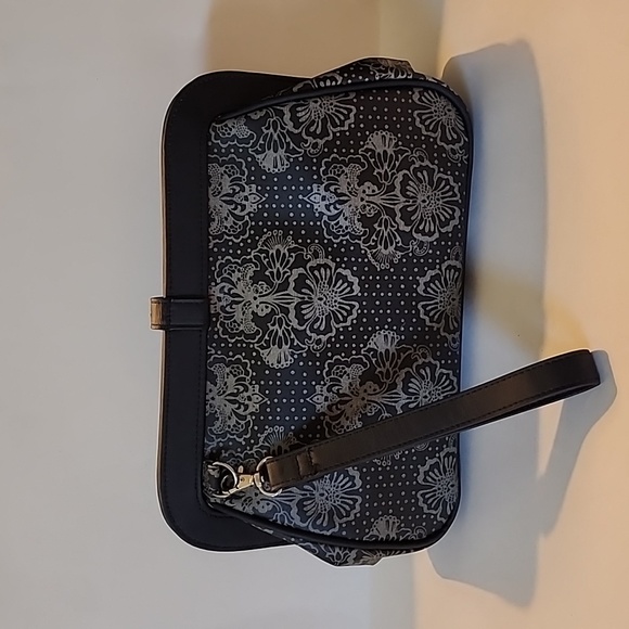 Petunia Pickle Bottom Gray Clutch Purse/Mini Diaper Bag - Picture 2 of 4